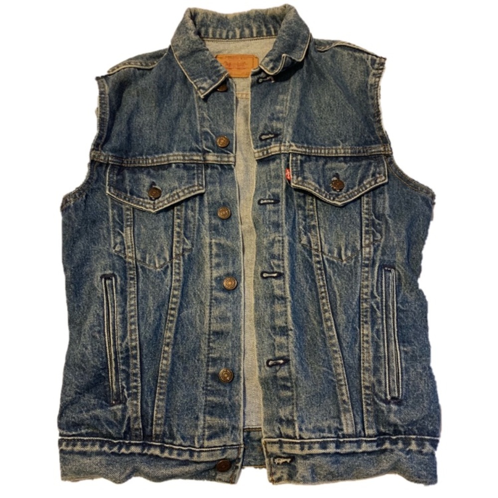 Levi’s sleeveless denim jacket